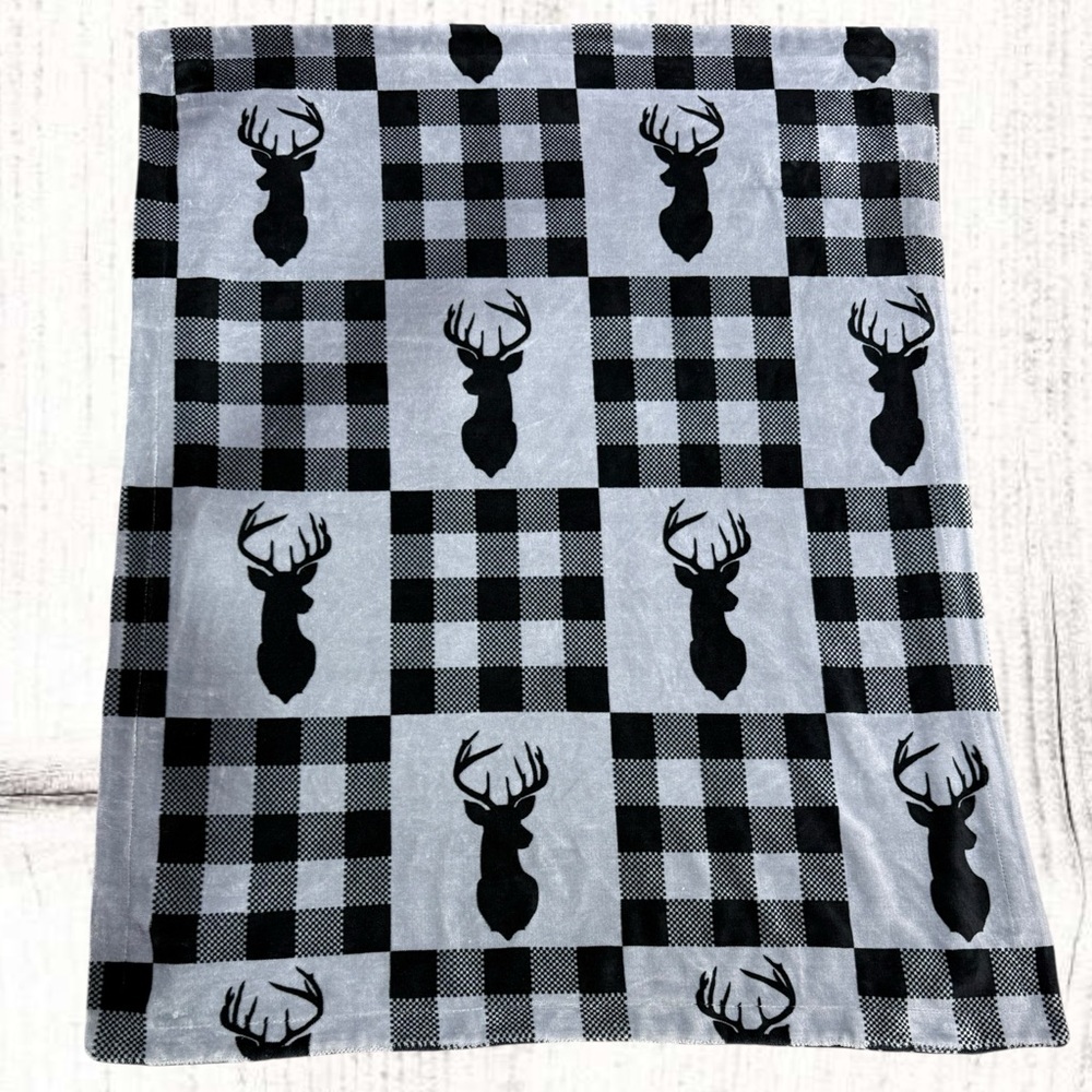 Reversible Deer Buck Throw Blanket | Plaid & Antler Print | Like New